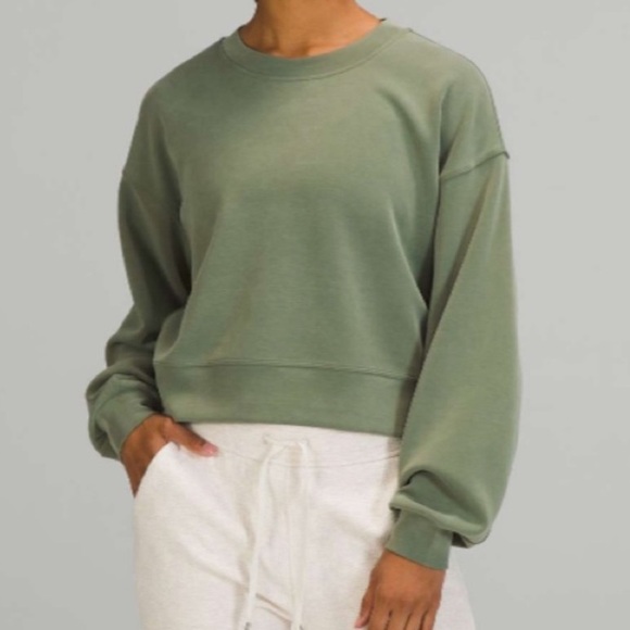 Lululemon Perfectly Oversized Cropped Crew Softetream Green Twill Size 8 - Picture 1 of 6